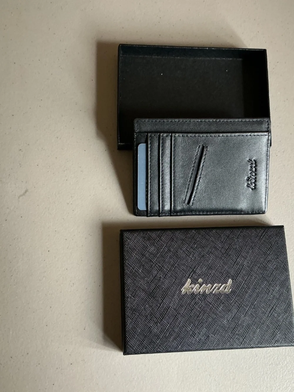 Mens “Kinzd” slim wallet